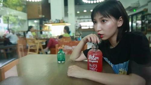 娱乐吃瓜酱跟蠢人交流,一场爆笑的交流盛宴